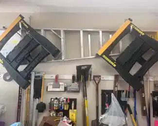 Tools/ garage equipment 