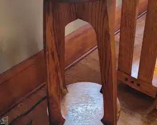 Arts and crafts plant stand