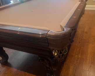 High end  pool table - Great  Quality