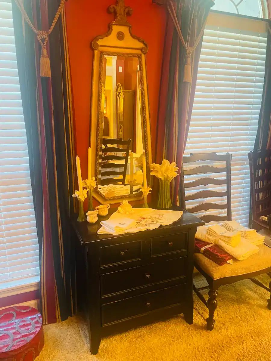 Wuthering Heights Estate Sale in Texarkana, AR starts on 8/18/2023