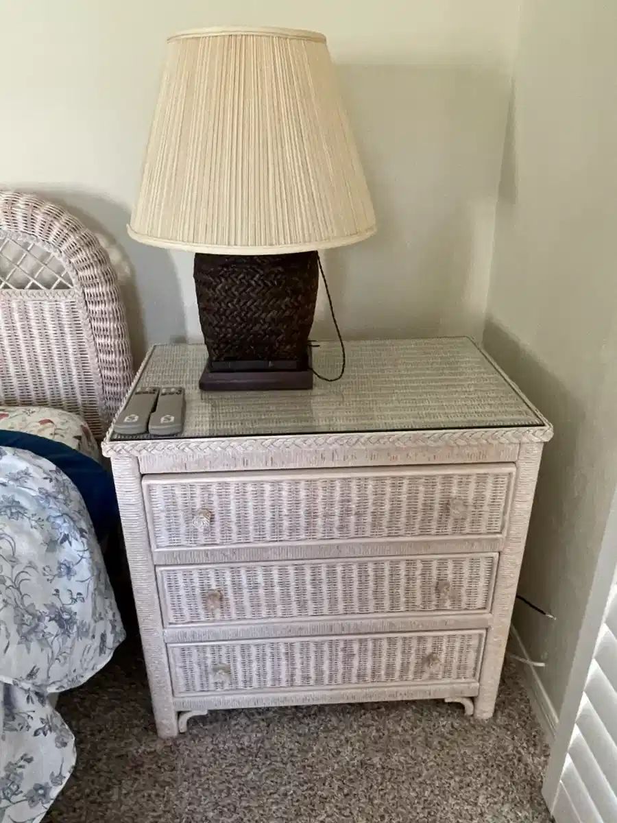 Fort Myers Furniture, Art, Lladro, Decor,... starts on 8/19/2023