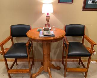 Billiards table and 3 billiards chairs