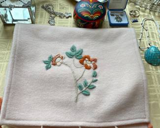 Pirjo Kokljuschkin scarf