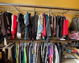 Ladies clothing XL to 2 XL