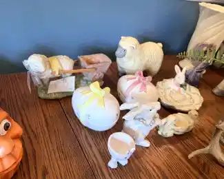 ceramic Easter decor,