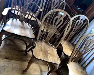 set of 6 dinning room chairs (matching dining room table in previous photo)
