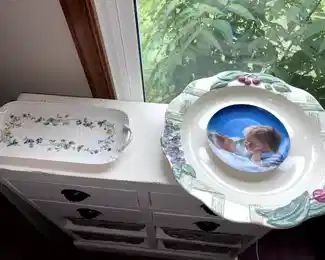 ceramic serving dishes.