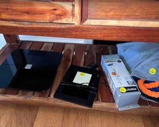 Wyze scale, electric clock, broom organizer, bungee car cables,