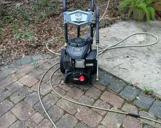 Pressure washer