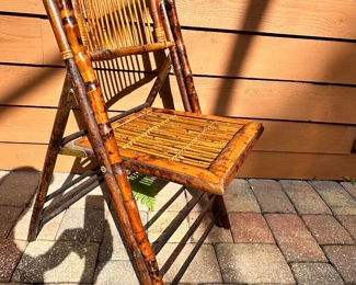 Bamboo folding chair