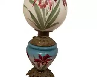 $200 USD Vintage Victorian Iris Bulb Lamp CD131-32 Description: Gorgeous VICTORIAN IRIS in RARE COLORS ~ It is a very nice example of late 19th Century American oil lamps. This lamp is fully decorated on both sides as shown in the pictures and wired for convenience. Very fancy font ring and base.
Condition: In very good vintage condition.
Dimensions: 6 x 6 x 21"H
Local pick up Leesburg, VA. Contact us for shipper suggestions. https://goodbyhello.com/products/iris-bulb-lamp-cd131-32?_pos=19&_sid=f12698c32&_ss=r