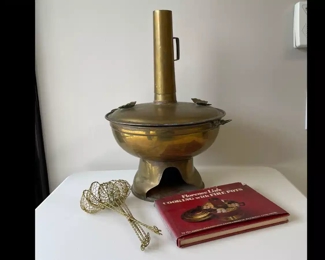 Lot 6144 Vintage Chinese Fire Pot  Brass