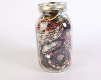 Lot 6137 Trinket Jar