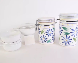 Lot 6004 Kitchen Lot Handpainted Ceramic Storage Canisters  4 Corningware Grab It Bowls