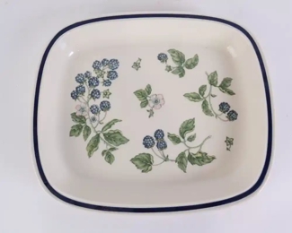 Lot 6003 Wedgwood Bramble Multicolor Rectangular Roaster Serving Platter