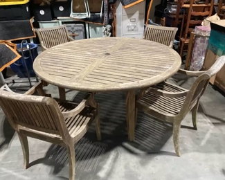 Lot 5801 Teak Garden Patio Outdoor Table  4 Chairs