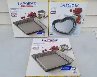 LaForme flan pans and heart pan