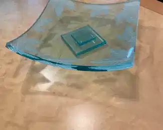 Vintage Modern Raised Tempered Glass Centerpiece Vintage modern raised tempered glass centerpiece