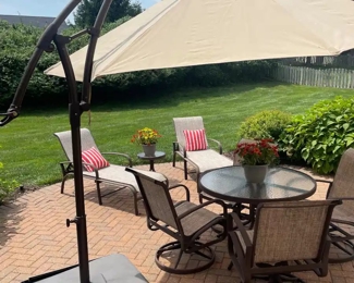 Cantilever Patio Umbrella