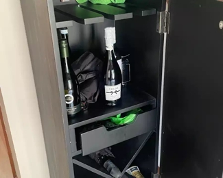 Decorative Dark Wood Bar Cabinet