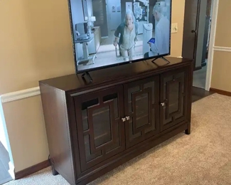 Contemporary Media Console/Sideboard - 3 Door