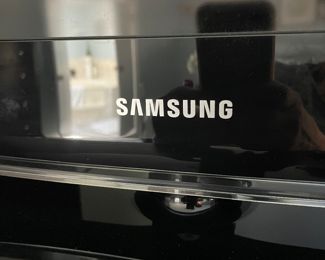 47" Samsung HDMI TV 