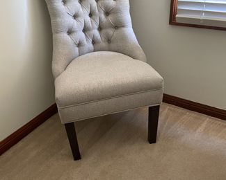Reading Chair Button-Tufted Upholstered  with Linen Fabric