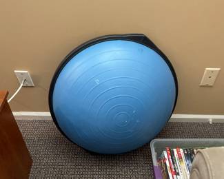 BOSU Sport Balance Trainer