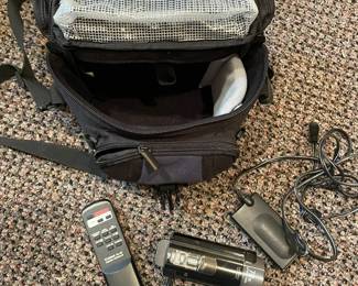 Sony DCR-SX85 Handycam Digital Video Camera Camcorder.