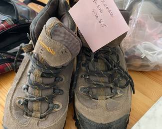 Columbia Hiking Boots Mens Size 8.5 