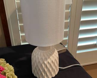 White Honeycomb Textured Ceramic Small Table Lamp