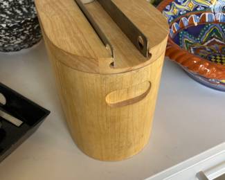 Modernist Style Wood Ice Bucket 