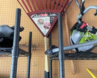 Ames Clog-Free Rakes 