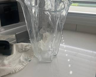 Vintage Crate & Barrel Muurla Finland Eva Clear Ruffled Art Glass Vase 8"