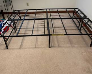 Metal Bedframe - Full Sized
