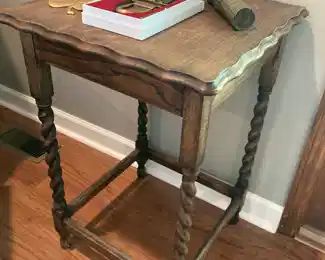 Mid century spindle table