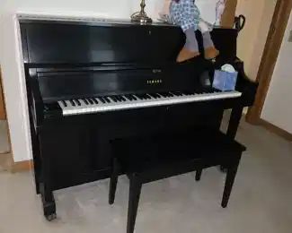 Yamaha Piano - $50    - SOLD