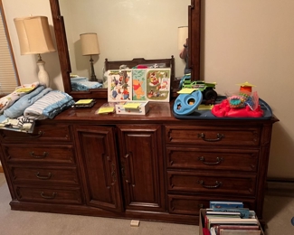 Children’s blankets and toys