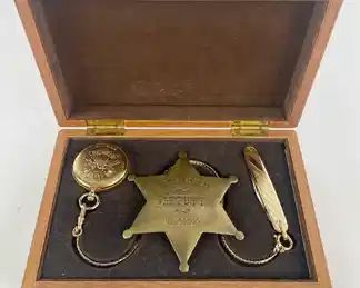 United States Deputy Marshall Star Badge & U.S. Twenty Quartz Pocket Watch W/ Pocket Knife In Wooden Box
