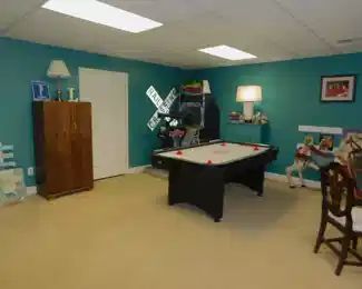 Vintage Chiffarobe Cabiner - Harvard Air Hockey Table