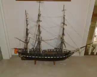 LARGE SCALE MODEL SHIP