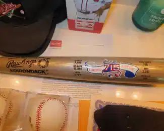 HANK AARON BAT