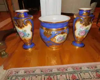 ITALIAN PORCELAIN VASE AND PLANTER