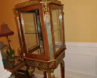 LOUIS LVI BRONZE VITRINE