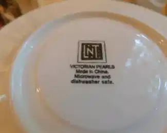 LINENS & THINGS VICTORIAN PEARLS DINNERWARE RETIRED AS OF 2013