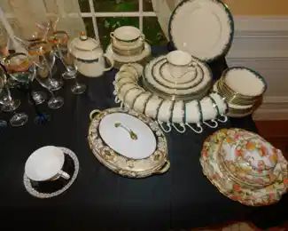 MINTON FINE CHINA  GROSVENOR