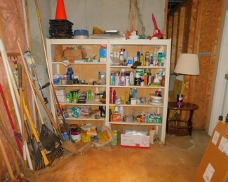 Yard Tools And Hardware