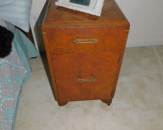 VINTAGE NIGHT STAND
