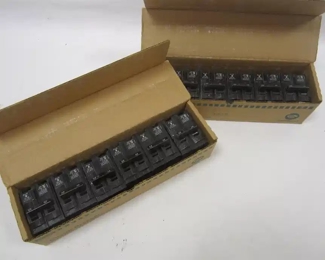 SIEMENS 20 AMP DOUBLE POLE CIRCUIT BREAKERS IN 15 AMP BOXES. NOT TESTED