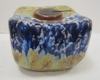 POTTERY VESSEL WITH MOTTLED GLAZE AND INSERT FOR HEATER/ LAMP